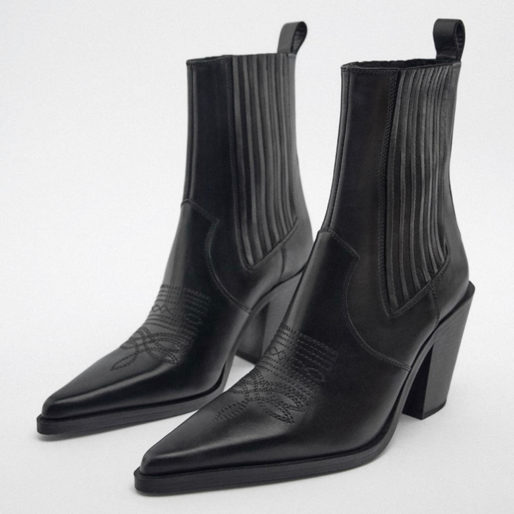 NEW Zara Short Shaft Black Leather Cowboy Ankle Boots Booties with Block Heel